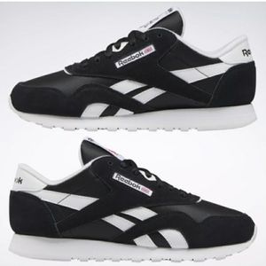 Reebok Classic Shoes Black and White 🖤🤍